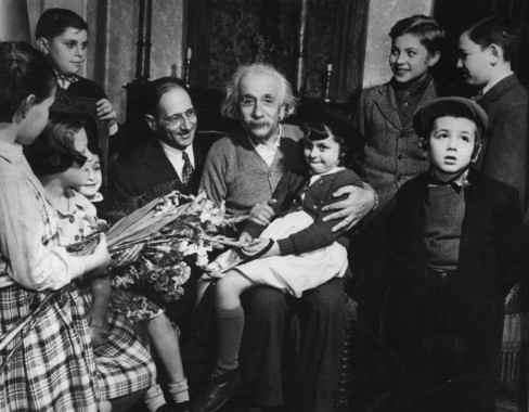 Einstein con los refugiados