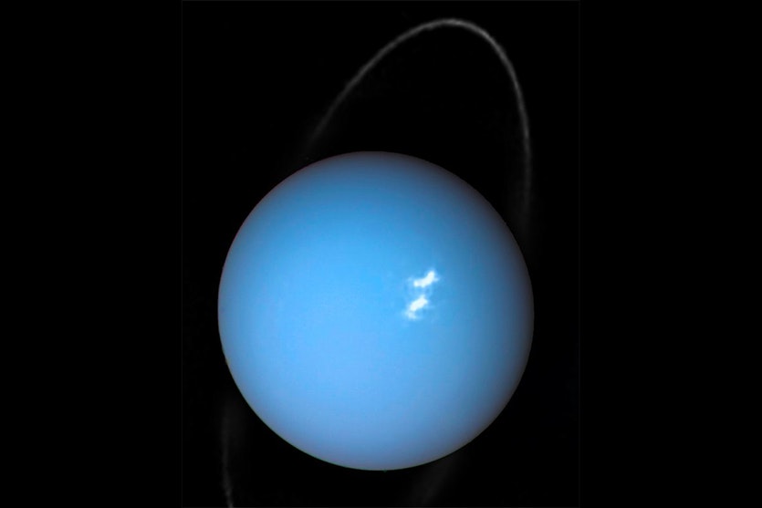 [:eu]Uranus’s magnetic field toggles on and off every day[:]