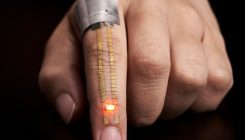 [:eu]Un parche transpirable se adhiere a la piel para medir las constantes vitales[:]