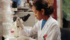 [:es]La ciencia hecha por mujeres presta más atención al sexo en los estudios médicos[:]