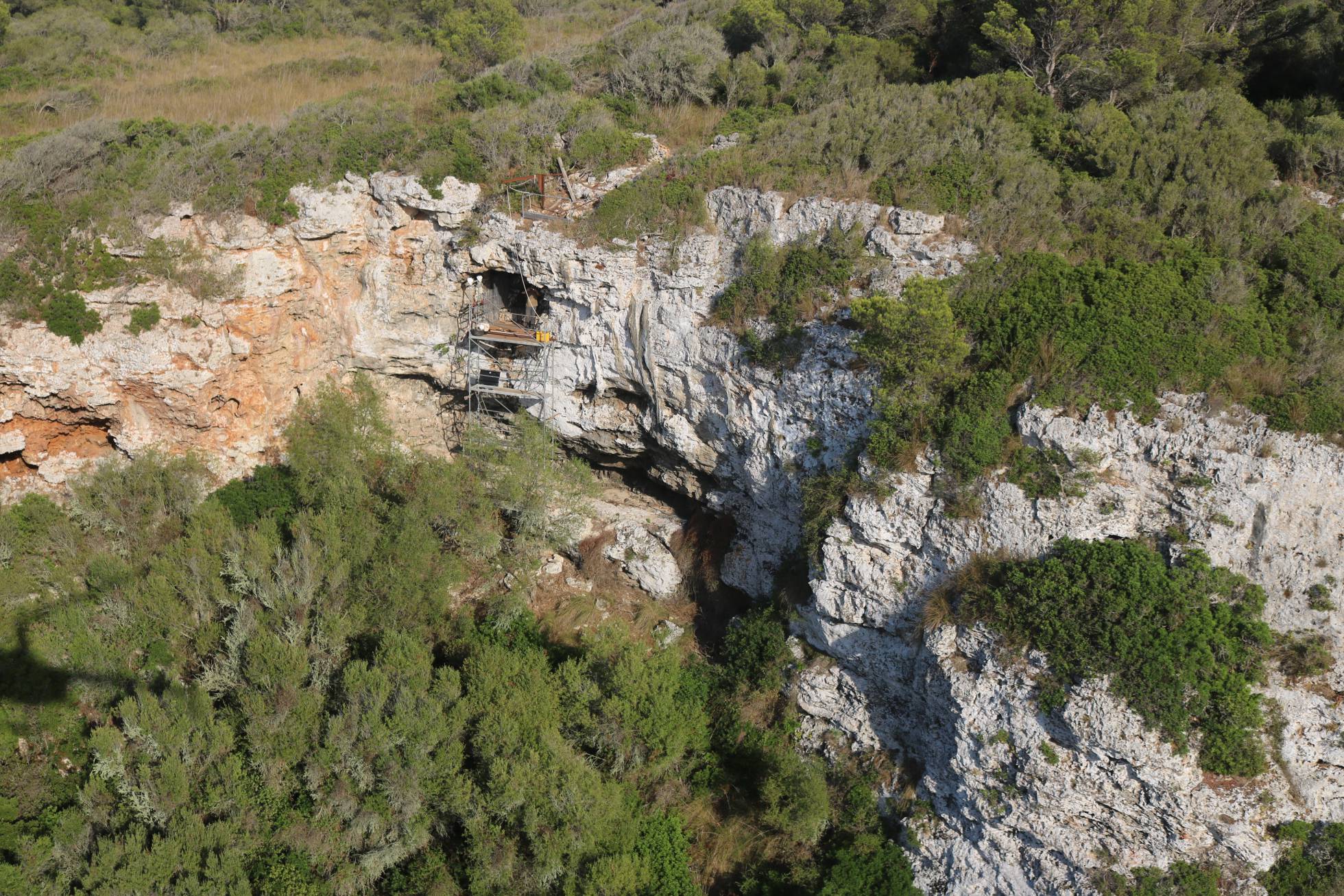 [:es]La cueva escondida de los trepanadores del pelo rojo[:]