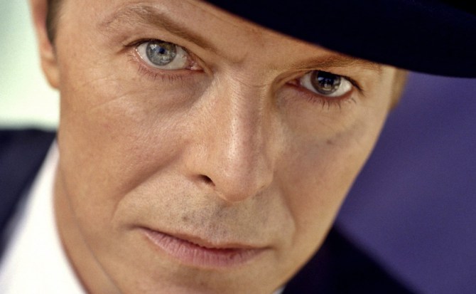 [:es]El secreto detrás de los ojos de David Bowie[:]