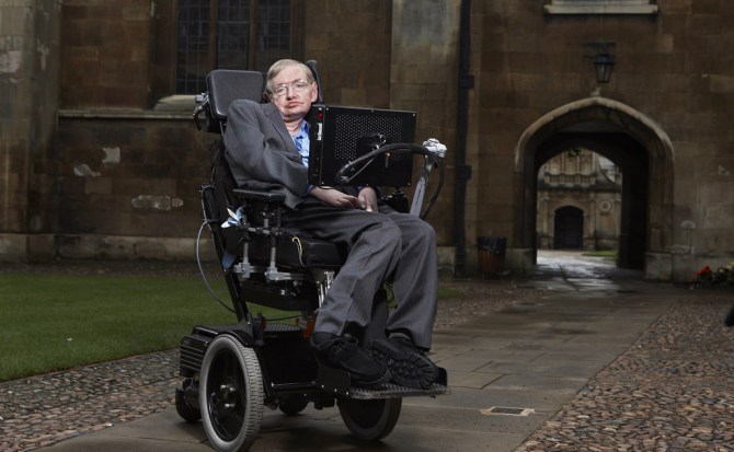 [:es]Stephen Hawking explica qué hubo ‘antes’ del Big Bang[:]