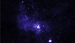 [:es]Dozena bat zulo beltz txiki, gure galaxiako zulo beltz erraldoiaren inguruan[:]