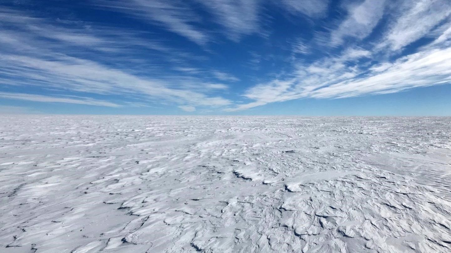 [:es]El deshielo antártico retarda el calentamiento pero elevará más el mar [:]