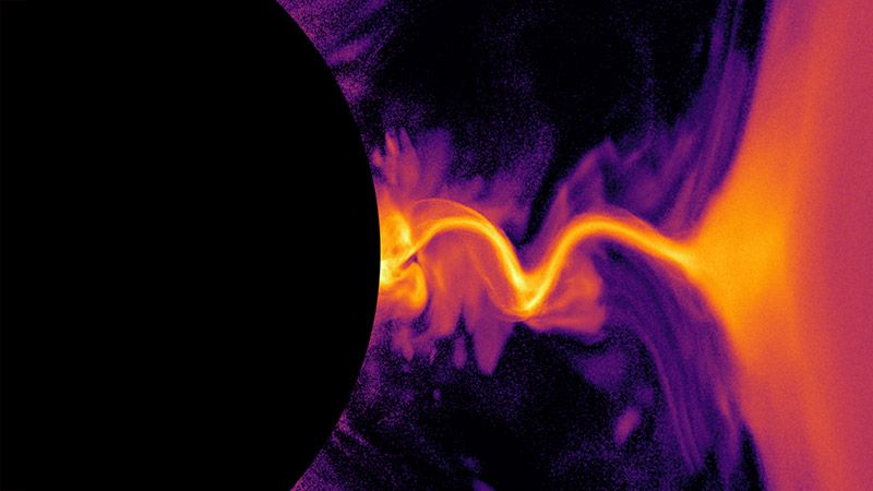 [:es]Black-hole jets begin to reveal their antimatter secrets[:]