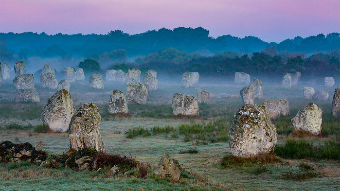 [:es]Stonehenge, other ancient rock structures may trace their origins to monuments like this[:]