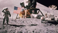 [:es]Moon is tectonically active, Apollo-era instruments reveal[:]