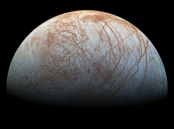 [:es]Water on Europa—with a Pinch of Salt[:]