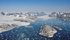 [:es]Groenlandia pierde hielo siete veces más rápido que en la década de los noventa[:]
