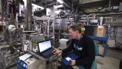 [:es]Materiaren eta antimateriaren arteko simetria berretsi dute[:]
