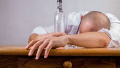 [:es]Adicciones en cuarentena: el consumo no social del alcohol se destapa[:]