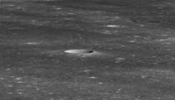 [:es]Ilargiaren historia geologikoan sakondu du Yutu 2 ibilgailuak[:]