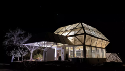 [:es] La gran biosfera artificial de Arizona busca una segunda oportunidad [:]