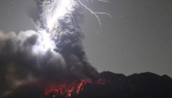 [:es]How Do You See Inside a Volcano? Try a Storm of Cosmic Particles.[:]