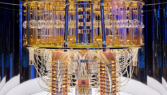 [:es]First quantum computer to pack 100 qubits enters crowded race[:]