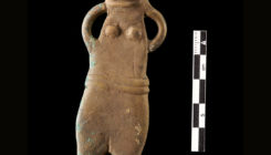 [:es]A 2,700-Year-Old Figurine Revives a Weighty Mystery[:]
