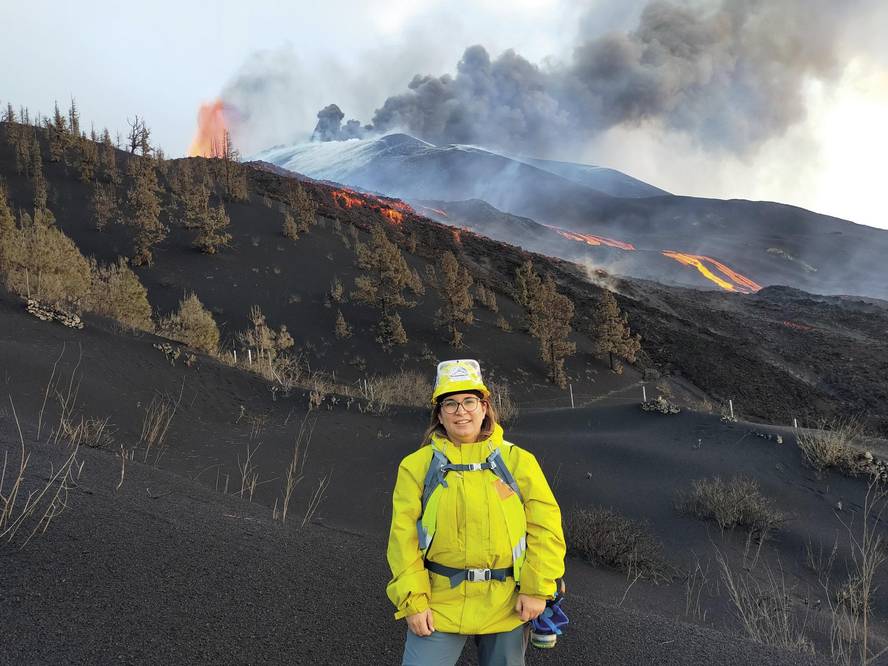 [:es]Erupzio baten kronika, lehen pertsonan[:]