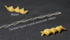 [:es]Pasta-shaped soft robot that is self-powered and escapes mazes[:]