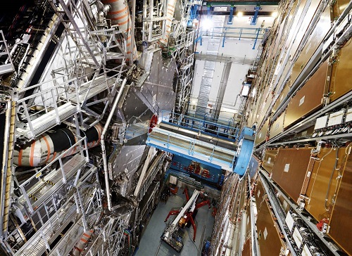 Primeras medidas del bosón de Higgs a energía récord