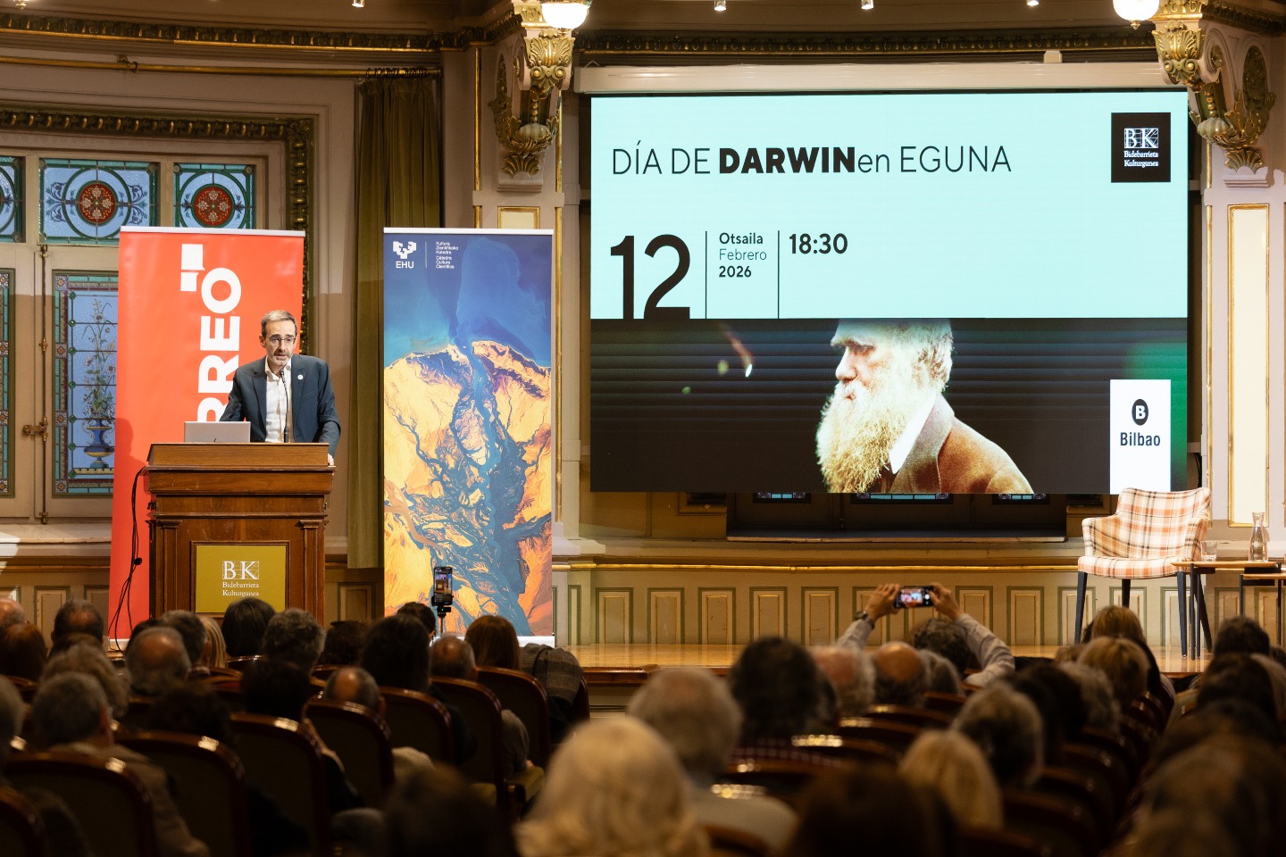 Darwin eguna